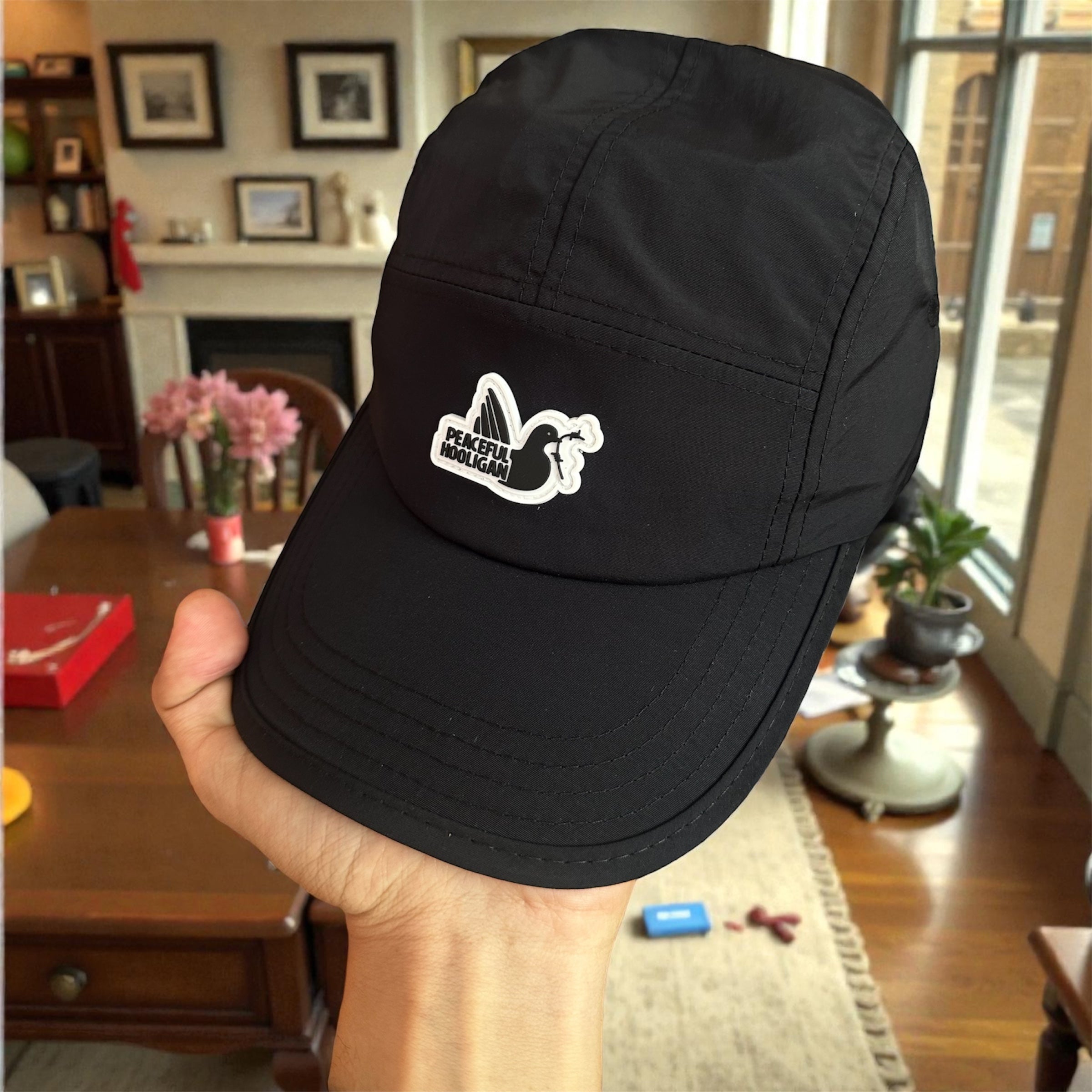 Casquette peaceful hooligans