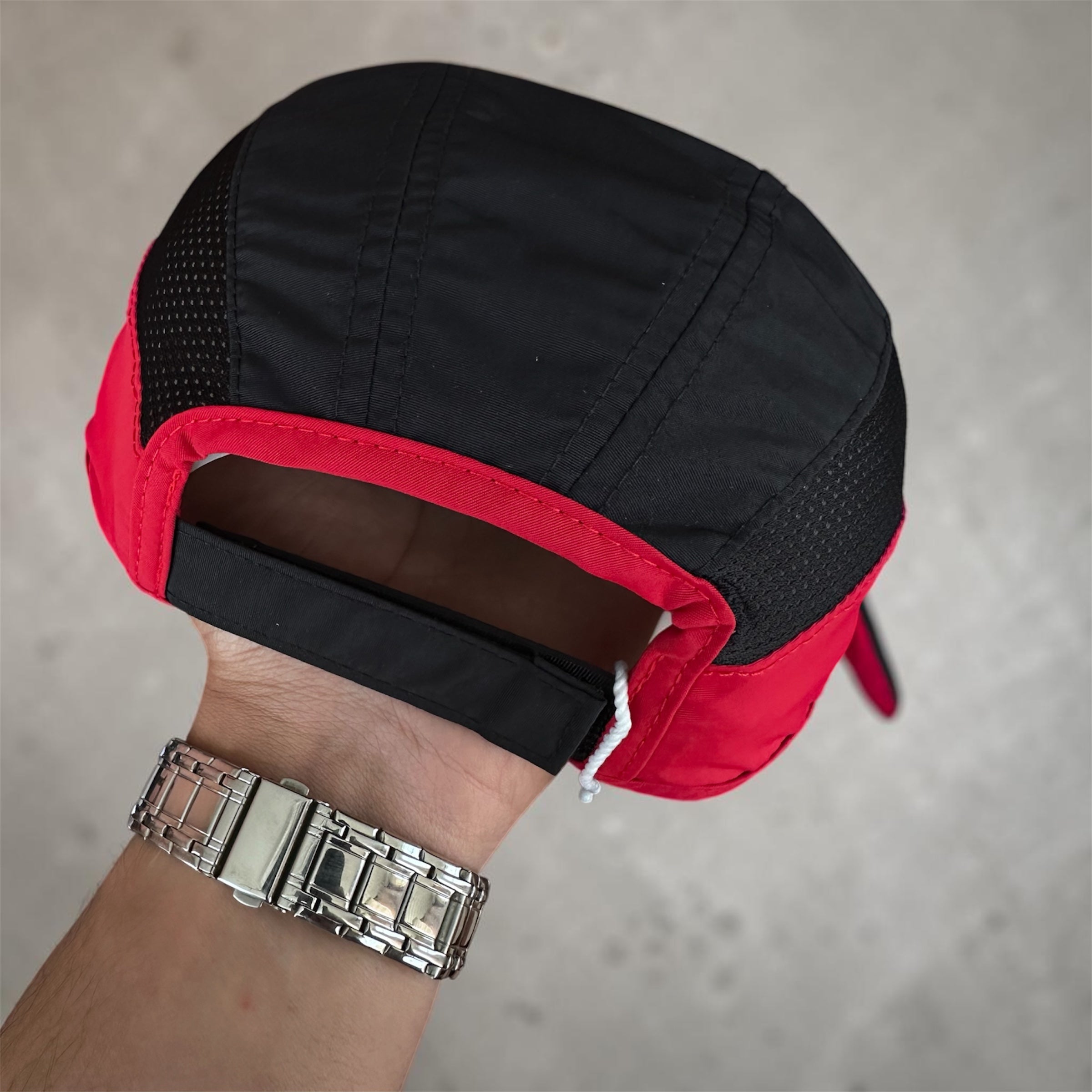 Casquette Nike noir rouge