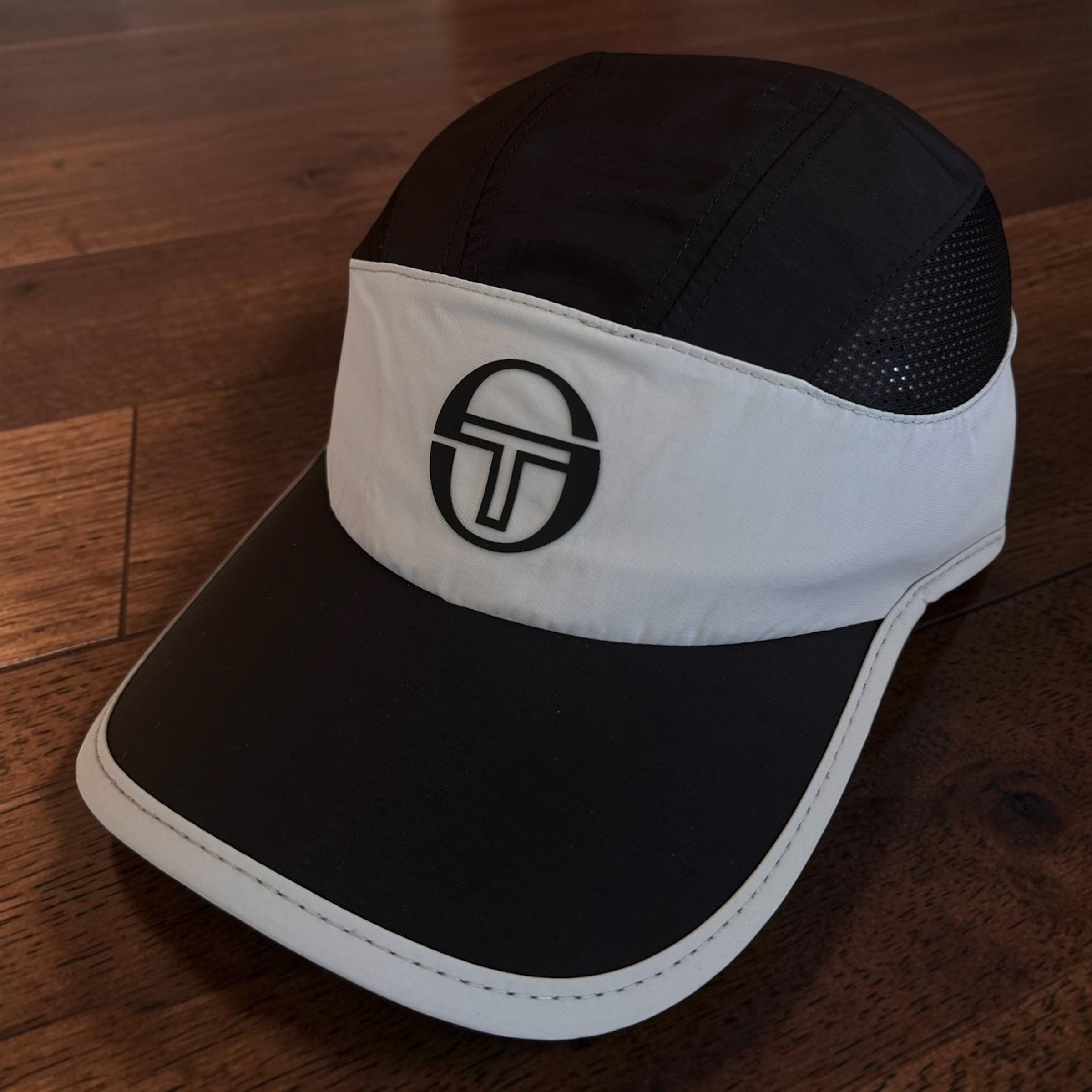 Casquette sergio tacchini noir gris